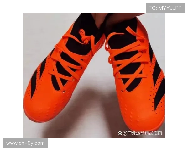 提升踢球舒适度与保护性 专为足球爱好者设计的护脚踝专用款鞋款推荐 提升踢球舒适度与保护性 专为足球爱好者设计的护脚踝专用款鞋款推荐